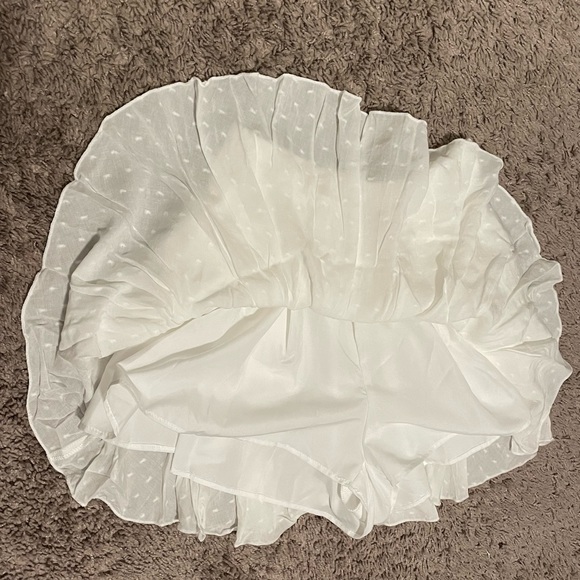 White F21 Ruffle Skirt - Picture 4 of 4
